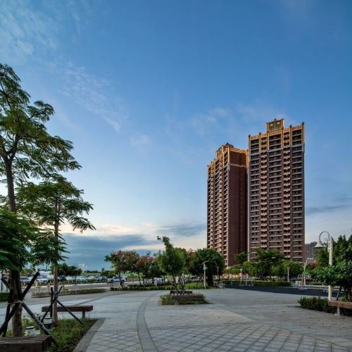 悅萊建設 中央公園